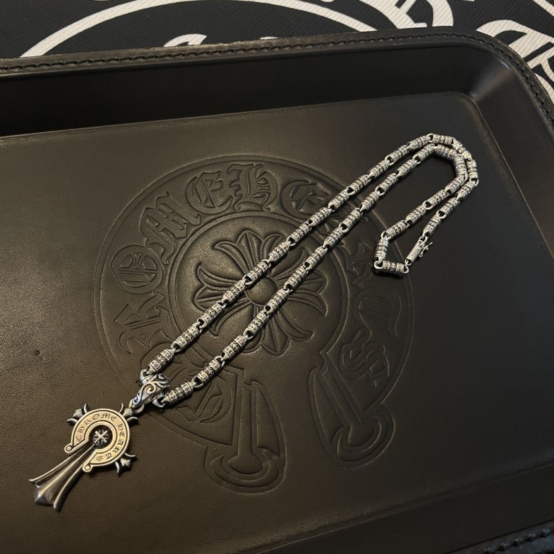 Ch**me He**ts necklaces